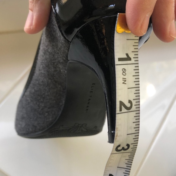 ELIE TAHARI PUMPS - Picture 13 of 13